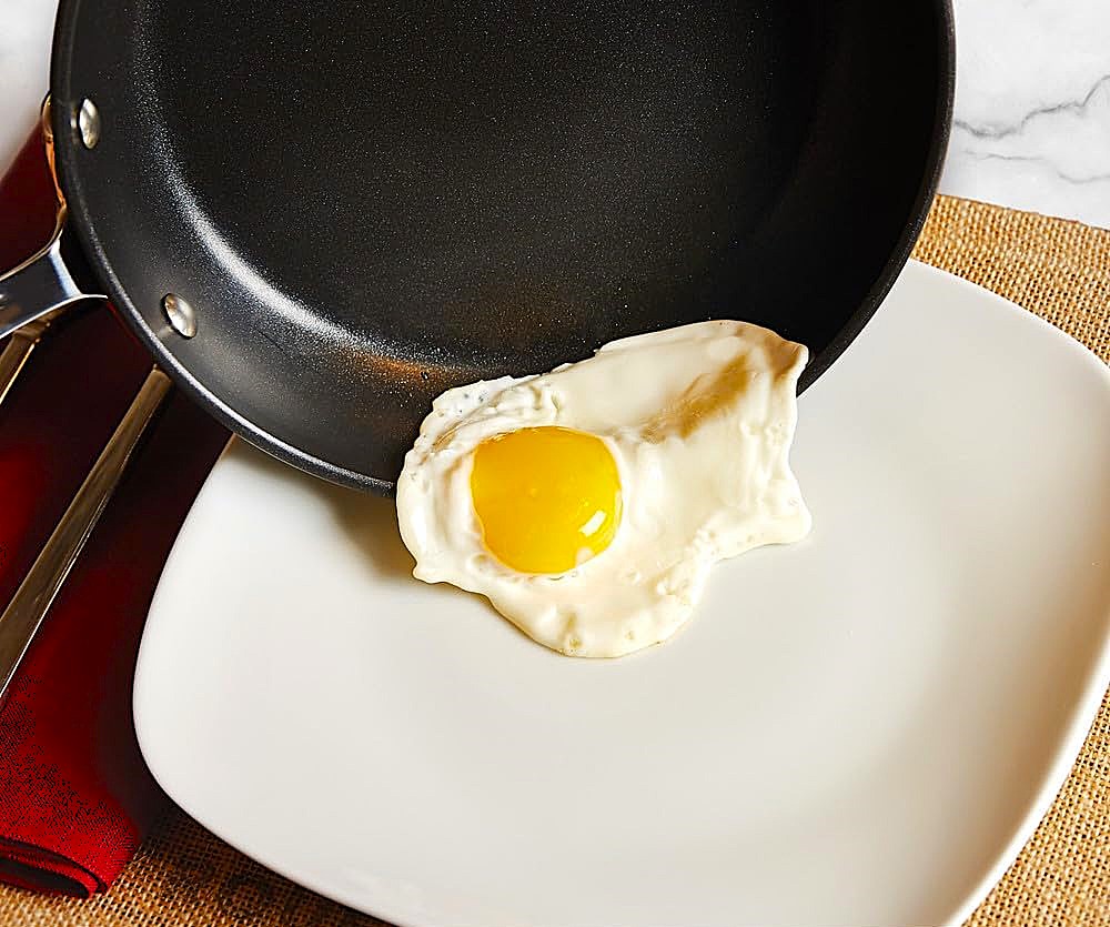 Ha1 Frying Pan 3 Piece Set: Sizzle & Shine in the Kitchen!