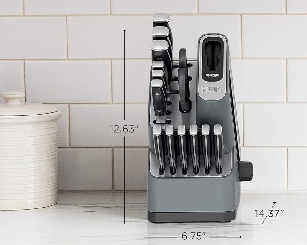 Ninja Knife set with sharpener Ninja Knife set with sharpener